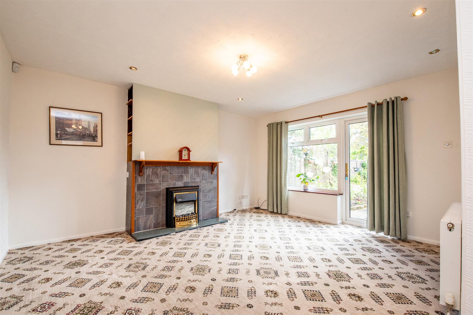 3 bed property in Chapel Lane, Preston